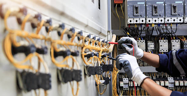 Professional Electrician technician working in Wahpeton, ND